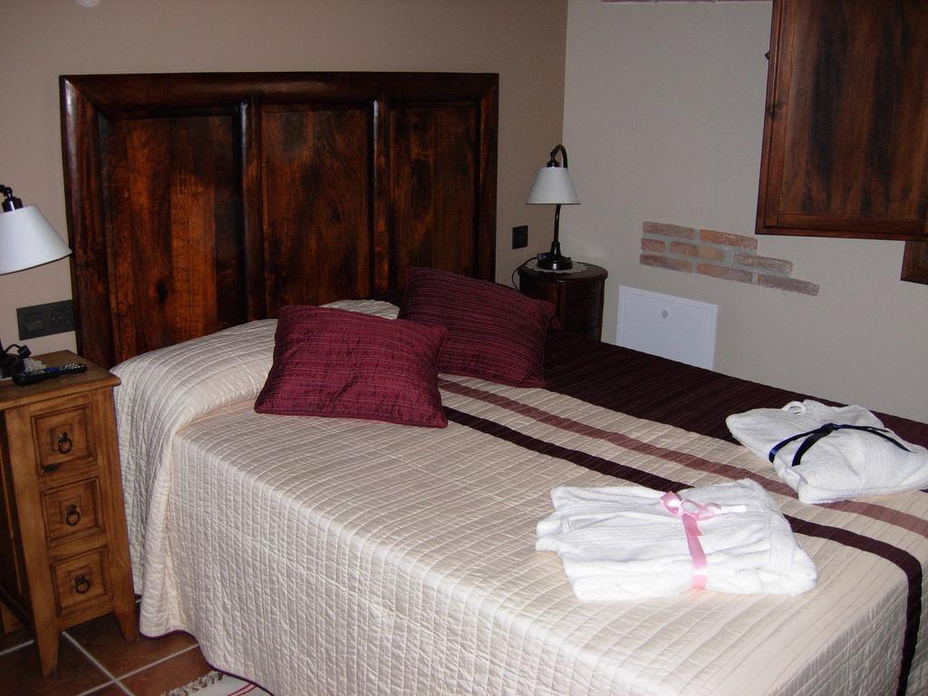Hotel Rural El Horno De Aliaga Chambre photo