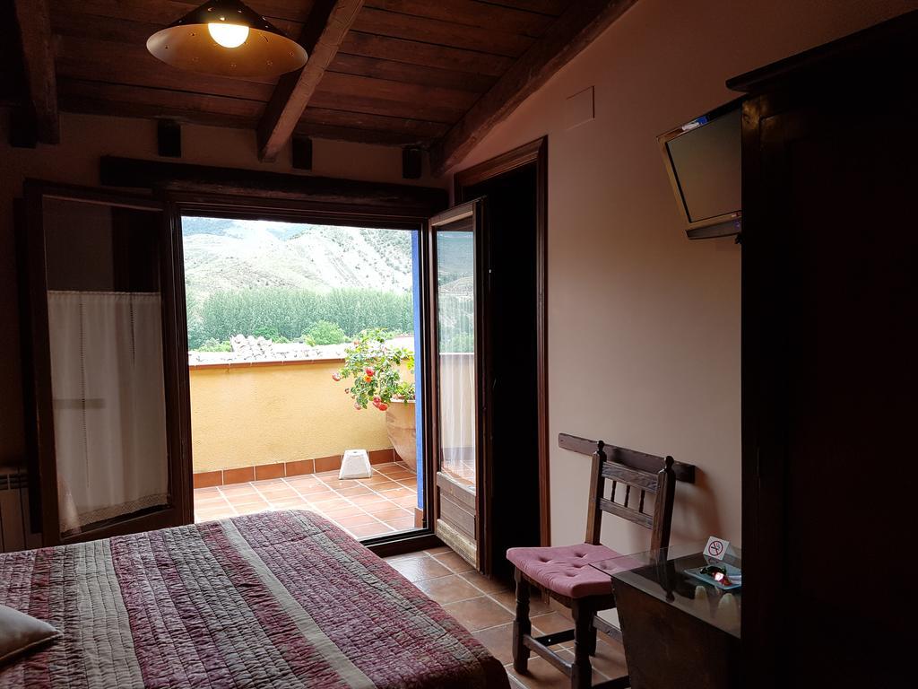 Hotel Rural El Horno De Aliaga Extérieur photo